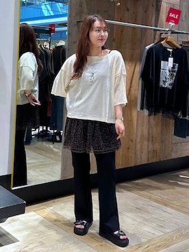 「LEPSIM（レプシィム）のストラップメガネネックレス　638723（ネックレス、シルバー系）」を使った、Nozomiさん（レディース）の夏コーディネート