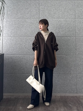 「GALLEST（ギャレスト）のアイテム（デニムパンツ）」を使った、Renoさん（レディース・154cm）の秋コーディネート