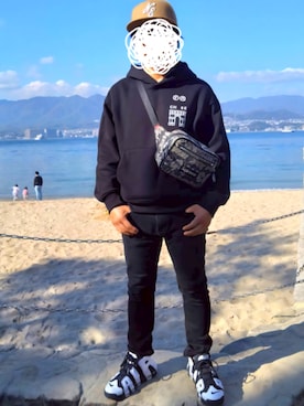 「アイテム（ボディバッグ/ウエストポーチ）」を使った、ケケさん（メンズ・161cm）の冬コーディネート