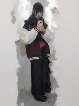 「アイテム（スタジャン）」を使った、世界一のキモさん（レディース・160cm）の冬コーディネート