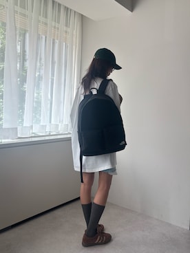 「Carhartt（カーハート）の【Carhartt/カーハート】ヘビーウェイト オーバーサイズ ポケットTシャツ ユニセックス コットン 半袖Tシャツ（Tシャツ/カットソー、ホワイト系）」を使った、Sさん（レディース・167cm）の夏コーディネート