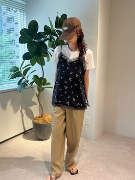 「r.（アールドット）の花柄レースキャミソール（キャミソール、ブラック系）」を使った、Sさん（レディース・167cm）の夏コーディネート