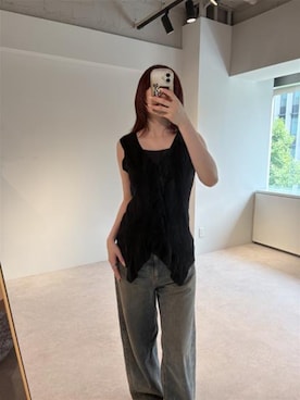 「leimn（レイムン）のフリルニットタンク（タンクトップ、ブラック系）」を使った、Sさん（レディース・156cm）の春コーディネート