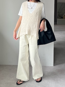 「Fizz（フィズ）のクロシェVネックベスト（ベスト、ホワイト系）」を使った、Sさん（レディース・167cm）の夏コーディネート