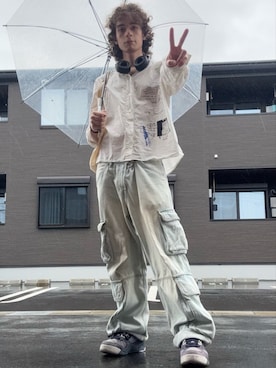 「ZARA（ザラ）のアイテム（カーゴパンツ、ブルー系）」を使った、rogon08さん（メンズ・172cm）の秋コーディネート