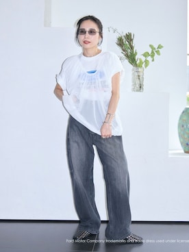「Lee（リー）のLEE 別注 PAINTER PANTS：デニムパンツ（デニムパンツ、ブラック系）」を使った、MINNYさんの夏コーディネート