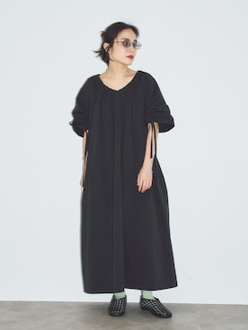 「CITYSHOP（シティーショップ）のGATHER SLEEVE DRESS：ワンピース（ワンピース、ブラック系）」を使った、MINNYさんの夏コーディネート