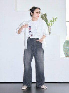 「Lee（リー）のLEE 別注 PAINTER PANTS：デニムパンツ（デニムパンツ、ブラック系）」を使った、MINNYさんの夏コーディネート