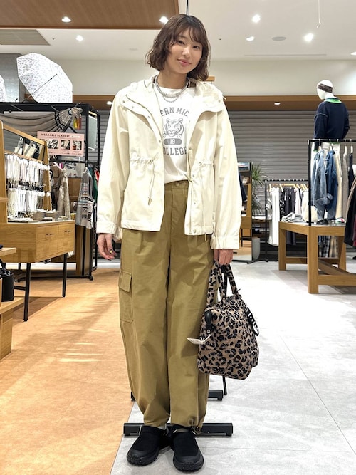 セール】[ヴィンテージ感のある風合い]ピグメントロゴロンT（Tシャツ