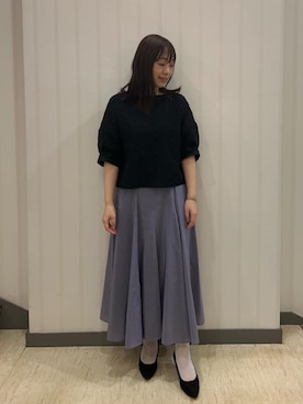 「UNTITLED（アンタイトル）の【セットアップ可能/トレンド】クロシェ風レースブラウス（シャツ/ブラウス、ブラック系）」を使った、サキさん（レディース・155cm）の春コーディネート