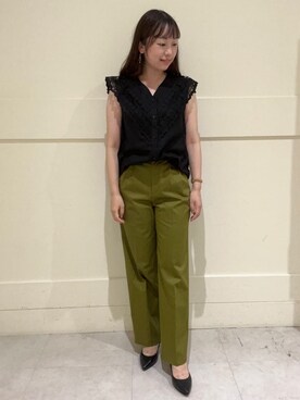 「UNTITLED（アンタイトル）の【日本製・本革】Comfit Dresser Pumps（コンフィットドレッサーパンプス）（パンプス、ブラック系）」を使った、サキさん（レディース・155cm）の夏コーディネート