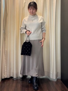 「UNTITLED（アンタイトル）の【洗える】スポンディッシュ ボトルネックニット（ニット/セーター、ベージュ系）」を使った、Ayaさん（レディース・160cm）の冬コーディネート