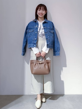 「アイテム（ショルダーバッグ、パープル系）」を使った、のんさん（レディース・157cm）の春コーディネート