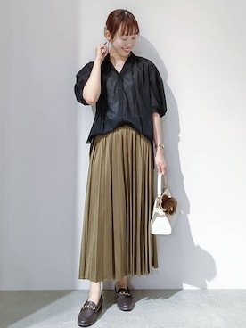 「アイテム（チャーム、ブラウン系）」を使った、のんさん（レディース・157cm）の秋コーディネート