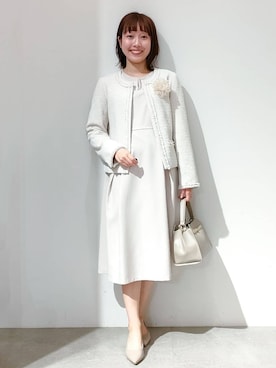 「アイテム（ブローチ/コサージュ、ベージュ系）」を使った、のんさん（レディース・157cm）の冬コーディネート