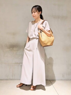 「UNTITLED（アンタイトル）の【セットアップ可/接触冷感/イージーケア】リラクミスト　2WAYブラウス（シャツ/ブラウス、ベージュ系）」を使った、kanaさん（レディース・156cm）の夏コーディネート