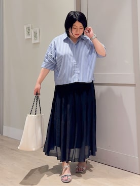 「grove（グローブ）の【夏に嬉しい機能付き】ドルマンクロップドシャツ（シャツ/ブラウス、ブルー系）」を使った、sasaさん（レディース・161cm）の春コーディネート
