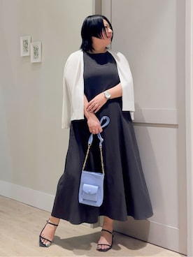 「grove（グローブ）の【接触冷感/UVカットetc】夏に嬉しい機能付き！ベーシックショートカーディガン（カーディガン/ボレロ、ホワイト系）」を使った、sasaさん（レディース・161cm）の夏コーディネート