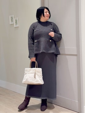 「grove（グローブ）の【2点SET/体型カバー】一枚で決まる、ペプラムベスト×ニットワンピース（ワンピース、ブラック系）」を使った、sasaさん（レディース・161cm）の秋コーディネート