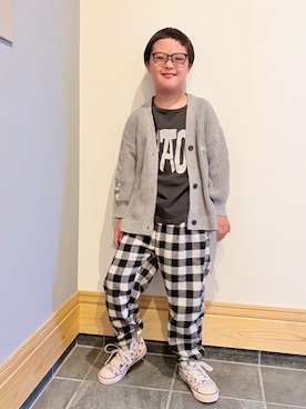 「CONVERSE ALL STAR（コンバースオールスター）のアイテム」を使った、hu-goさん（キッズ・120cm）の秋コーディネート