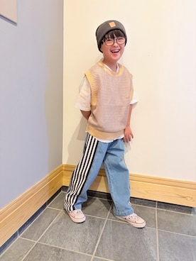 「CIAOPANIC TYPY（チャオパニックティピー）の【2025年S/S新作】【KIDS】リメイク切替ジャージーデニム（デニムパンツ、ブルー系）」を使った、hu-goさん（キッズ・120cm）の夏コーディネート