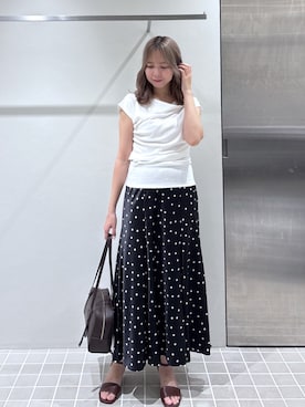 「NATURAL BEAUTY BASIC（ナチュラルビューティーベーシック）のドレープカットソー（Tシャツ/カットソー、ホワイト系）」を使った、non🍓🫧さん（レディース・159cm）の夏コーディネート