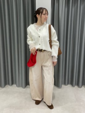 「DouDou（ドゥドゥ）のメッシュスカーフ（ストール/ショール、レッド系）」を使った、doudoumisakiさん（レディース・160cm）の秋コーディネート