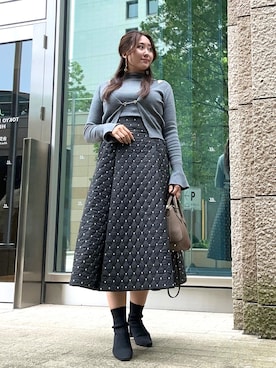 「JUSGLITTY（ジャスグリッティー）のアイテム（スカート）」を使った、Runaさん（レディース・163cm）の秋コーディネート