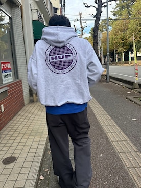 「HUF（ハフ）のアイテム」を使った、Yuki さん（メンズ・171cm）の冬コーディネート