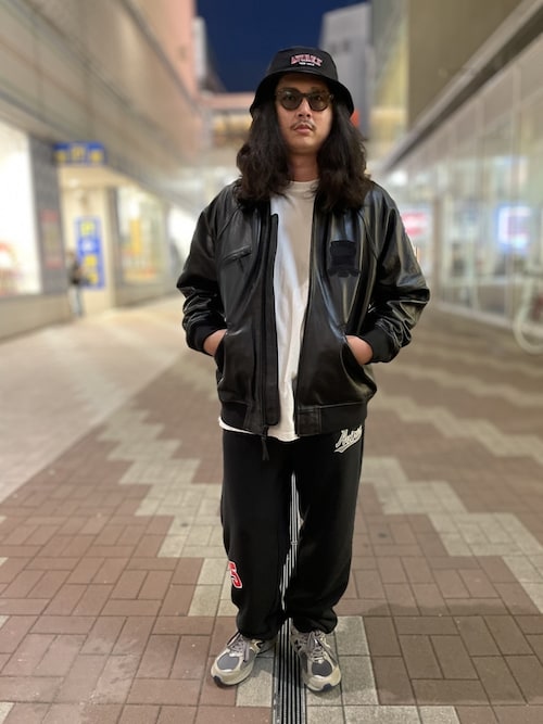 AVIREX 広島purinさんのスウェットパンツを使ったコーディネート