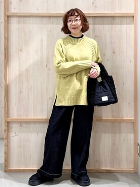 「THE SHOP TK （ザ ショップ ティーケー ）のふんわり柔らかきれい色 ウール混ハイネックニット（ニット/セーター、イエロー系）」を使った、nakoさん（レディース）の冬コーディネート