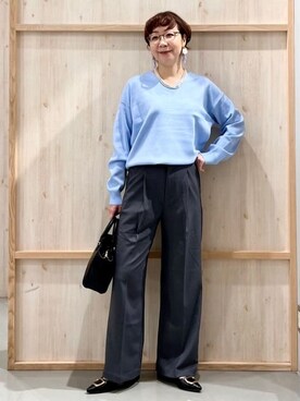 「THE SHOP TK （ザ ショップ ティーケー ）の【S-XLサイズ/上品見えが叶う】Vネックニット/洗濯機OK（ニット/セーター、ブルー系）」を使った、nakoさん（レディース）の冬コーディネート