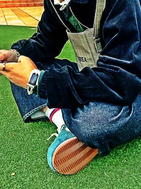 「アイテム（バングル/リストバンド）」を使った、Nanashiさん（メンズ・177cm）の秋コーディネート