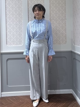「grove（グローブ）のフリルカラーリボンブラウス（シャツ/ブラウス、ブルー系）」を使った、manaさん（レディース・162cm）の冬コーディネート
