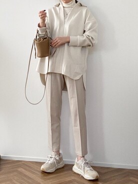 「オールホワイト」｜「アイテム（チェスターコート）」を使った、minminmaaaさん（レディース・168cm）の冬コーディネート