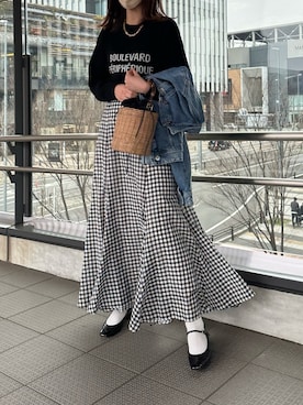 「スクエアトゥ」｜「アイテム（デニムジャケット）」を使った、minminmaaaさん（レディース・168cm）の春コーディネート