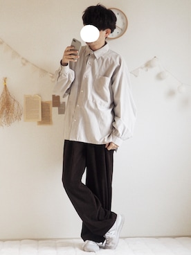 「グレージュ」｜「アイテム（その他）」を使った、ぺいさん（メンズ・168cm）の冬コーディネート