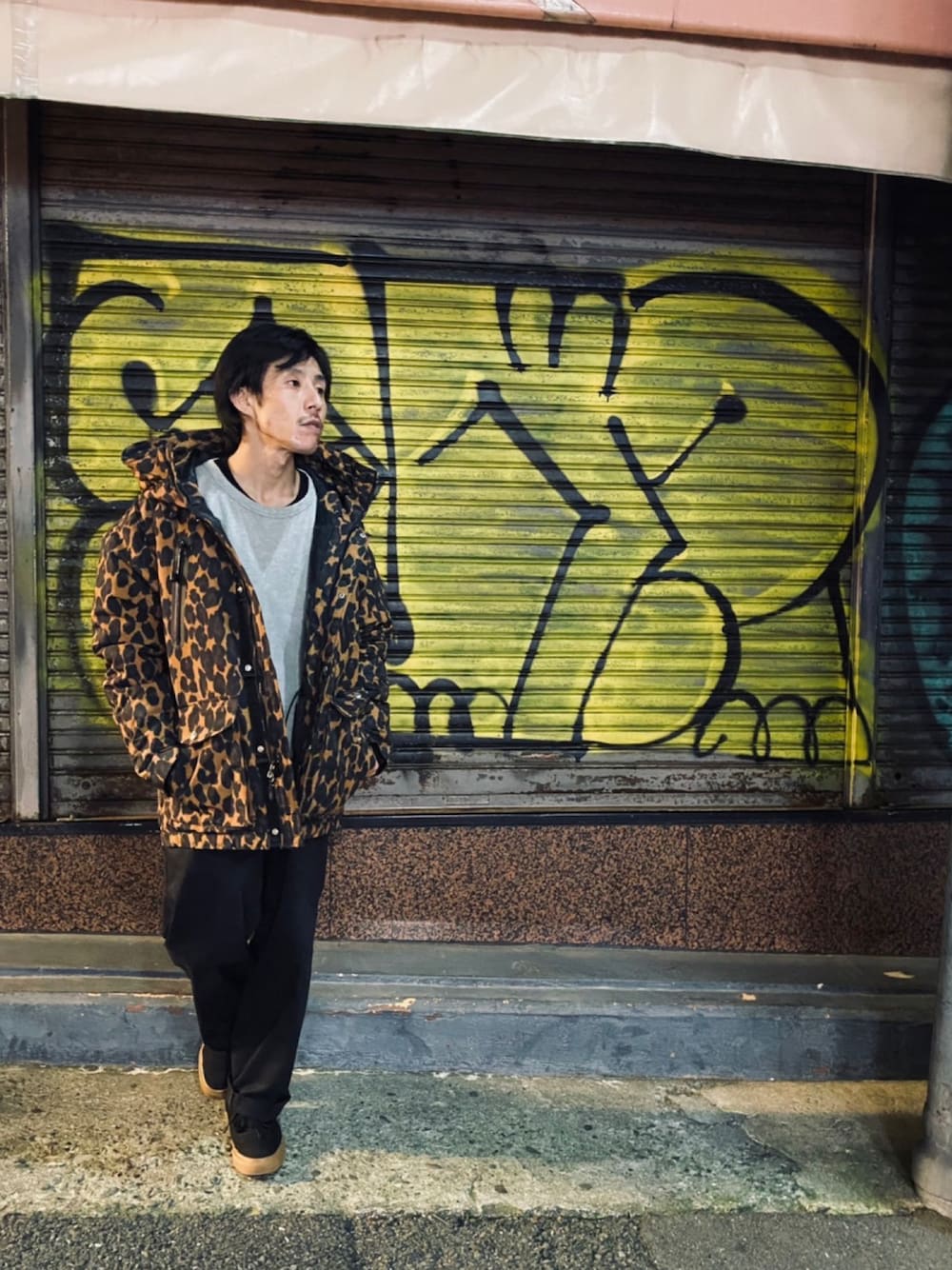 schottのアイテムを使った「レオパード柄」の人気ファッション