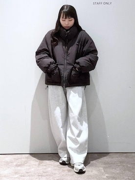 「デート/ロマンティック」｜「アイテム（スウェットパンツ）」を使った、みくさん（レディース・155cm）の秋コーディネート