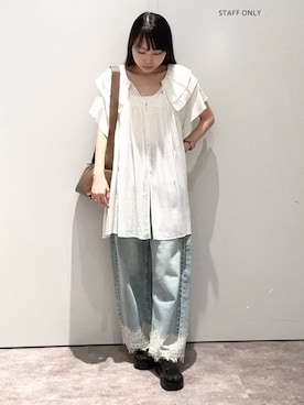 「LOWRYS FARM（ローリーズファーム）のレースデニム　601055（デニムパンツ、ブルー系）」を使った、みくさん（レディース・155cm）の夏コーディネート
