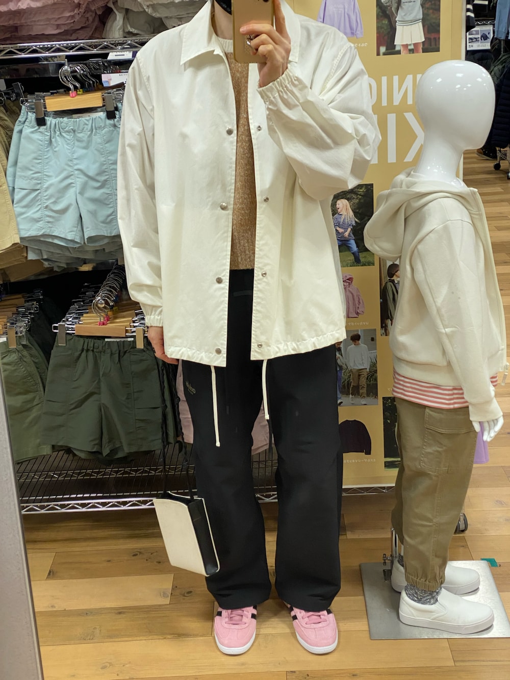 JIL SANDERのナイロンジャケットを使った人気ファッション