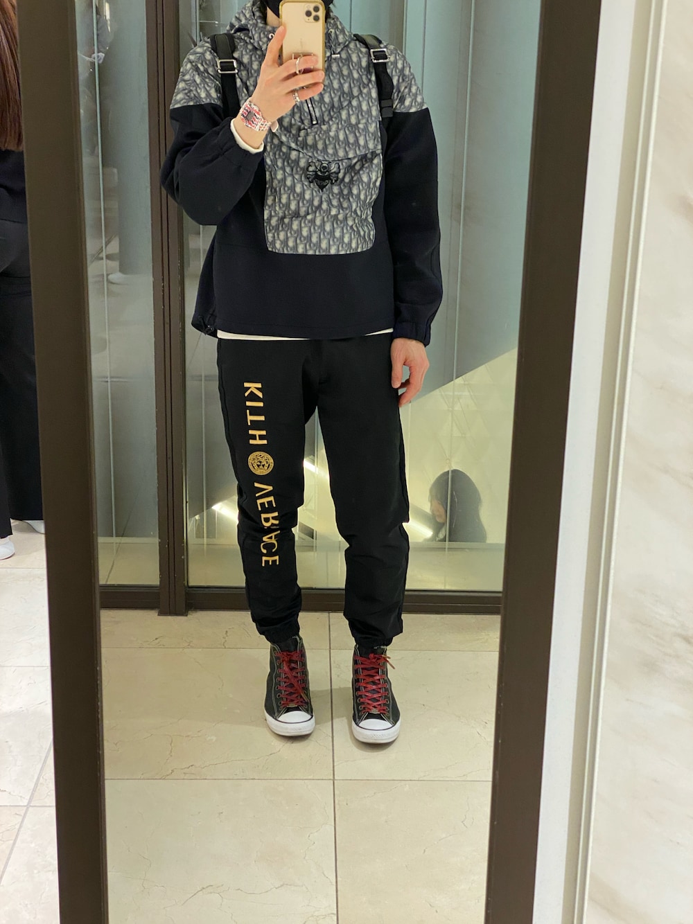 「今日のコーデ、お出かけコーデ、春服コーデ、ストリートMIX」｜「Diorのアイテム（ブルゾン、ブラック系）」を使った、朧さん（メンズ・172cm）の春コーディネートの1枚目の写真