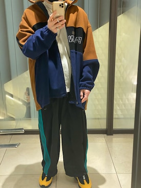 「Needles（ニードルス）のアイテム（その他パンツ、ブラック系）」を使った、朧さん（メンズ・172cm）の春コーディネート
