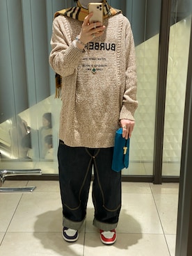 「BURBERRY（バーバリー）のアイテム（トップス）」を使った、朧さん（メンズ・172cm）の冬コーディネート