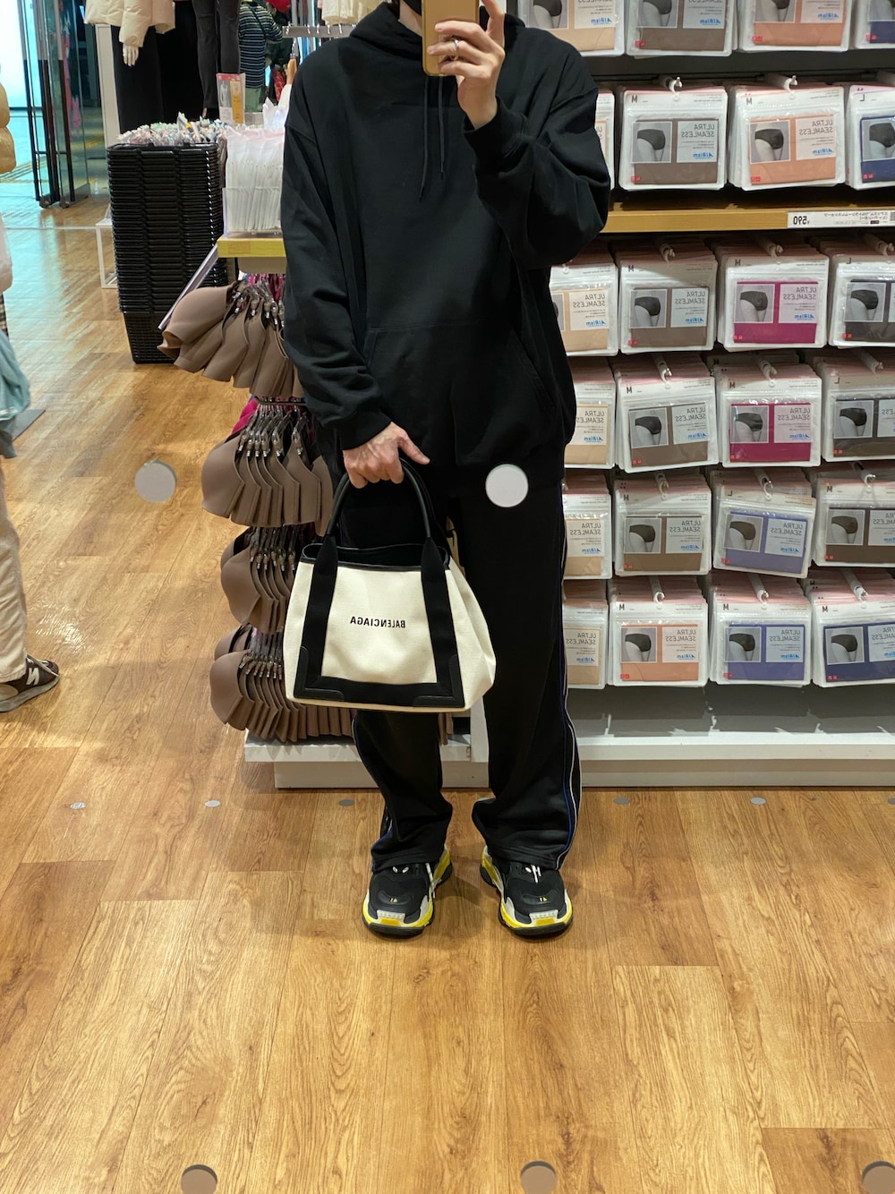BALENCIAGAのトートバッグ（その他）を使ったメンズ人気