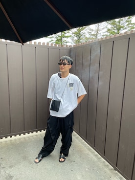 「gentle monster（ジェントルモンスター）のアイテム」を使った、慶太さん（メンズ・180cm）の春コーディネート