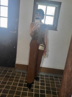 「Ameri（アメリ）のアイテム（スラックス）」を使った、eriii.さん（レディース・149cm）の夏コーディネート