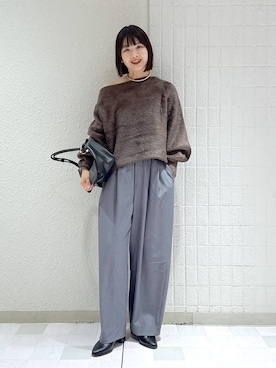 「アイテム（スラックス）」を使った、yoshiさん（レディース・164cm・30代）の秋コーディネート