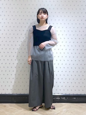 「ラップパンツ」｜「アイテム（スラックス）」を使った、yoshiさん（レディース・164cm）の春コーディネート