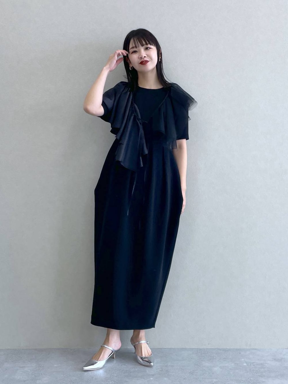 石岡真実さんコラボ　フレアノースリーブワンピース　アパートバイローリーズ 石岡真実さんコラボ第三弾】フレアノースリーブワンピース